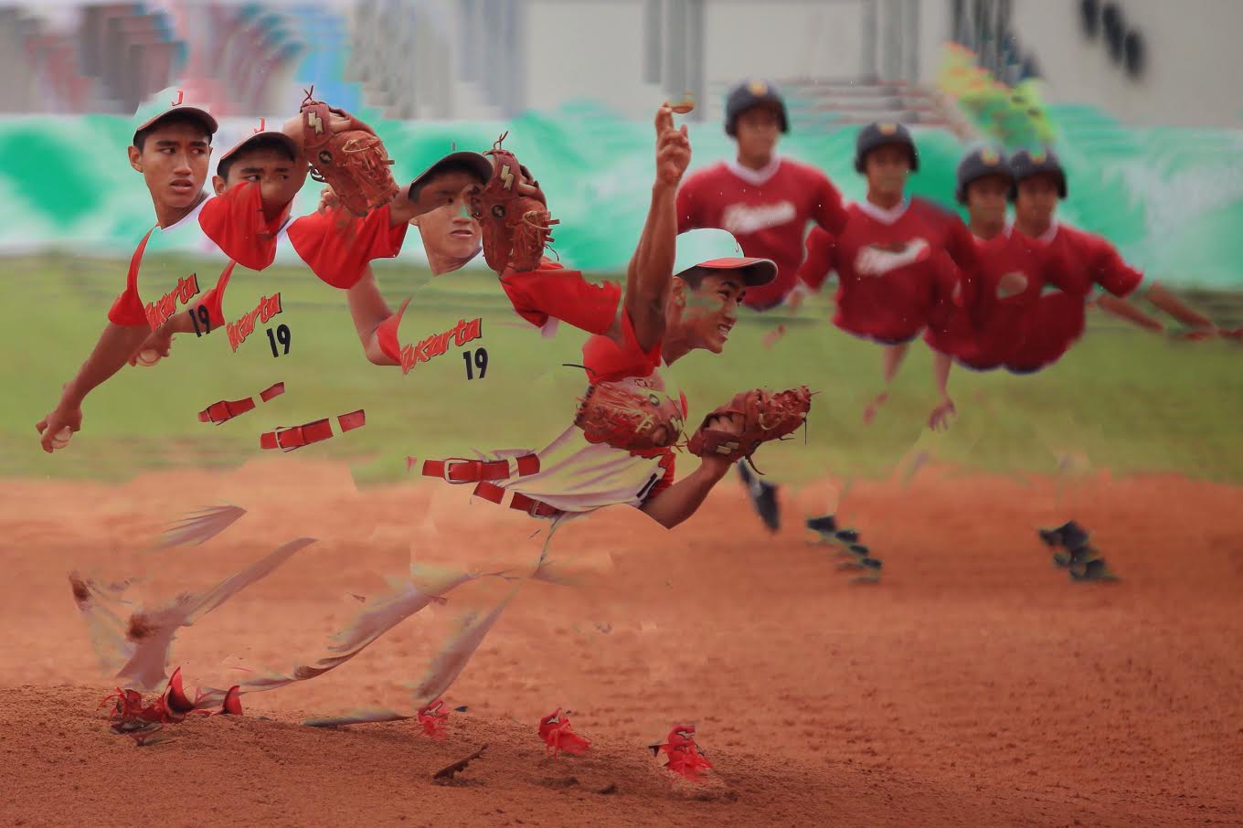 Jakarta Nicholas Bhagasinan pitches the ball during DIY and Jakarta National Games Baseball match in Arcamanik, Thursday, September 22, 2016. Jakarta won 15-2. JP/Seto Wardhana.